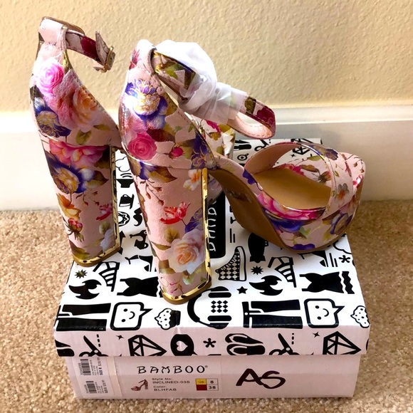 Sexy Bamboo Opened Toe Chunky Heel Platforms Sz 8 NWT - Picture 3 of 3